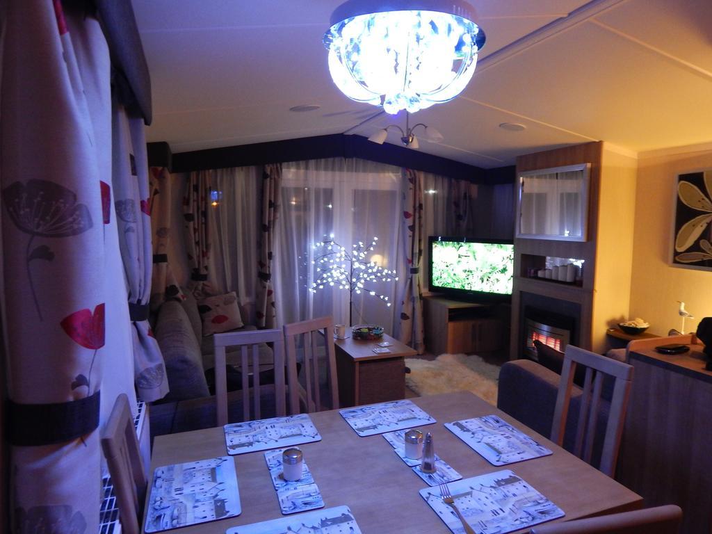 Presthaven Sands Holiday Park 3 And 2 Bed Caravans Prestatyn Szoba fotó